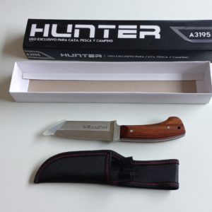 Cuchillo Hunter Negro Acero inoxidable 420C.-Hoja 190x 4mm-mango 125mm Caja/Funda KP003